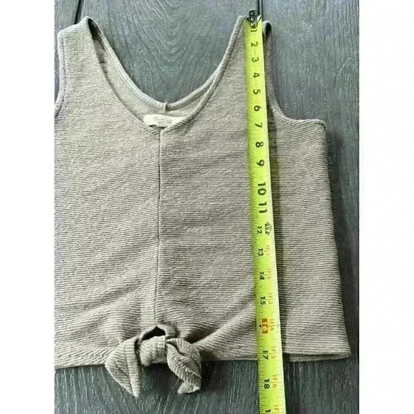 Madewell Tan Sleeveless Tie Front Crop Tank Top - Picture 3 of 10